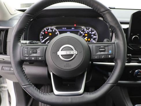 Used 2024 Nissan Pathfinder SL w/ SL Premium Package image 20