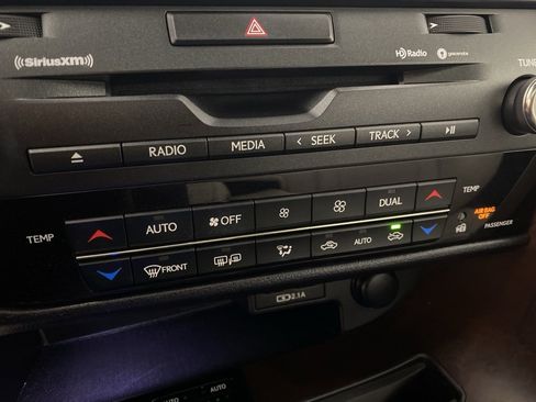 Certified 2020 Lexus RX 350 AWD w/ Premium Package image 21