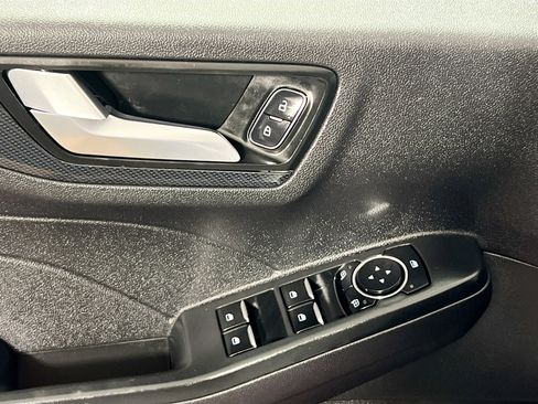 Used 2023 Ford Escape ST-Line image 16