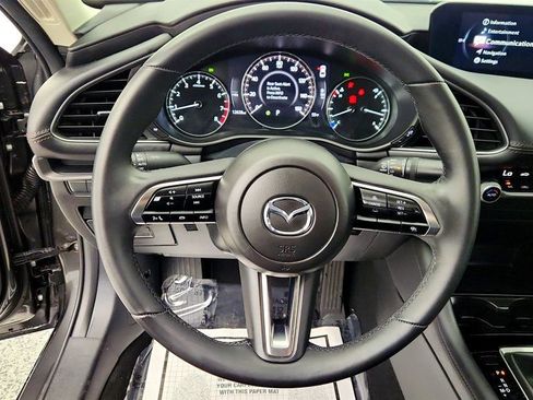 Used 2025 MAZDA MAZDA3 s image 13