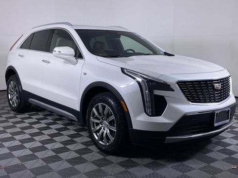 Certified 2023 Cadillac XT4 Premium Luxury AWD/4WD image 38