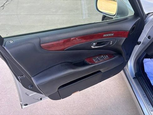 Used 2008 Lexus LS 460 RWD image 10