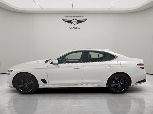 Used 2022 Genesis G70 3.3T w/ Sport Advanced Package AWD/4WD image 2