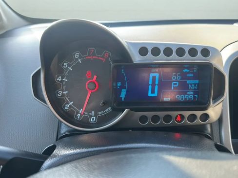 Used 2016 Chevrolet Sonic LS FWD image 35