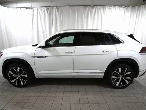 New 2026 Volkswagen Atlas Cross Sport SEL Premium R-Line AWD/4WD image 10