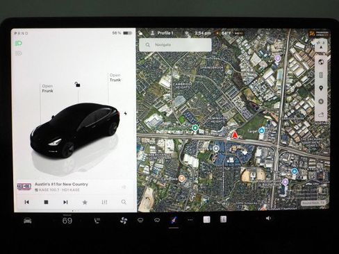 Used 2023 Tesla Model 3 image 25