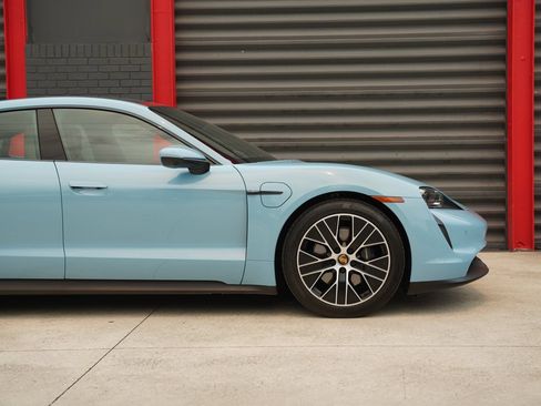 Used 2023 Porsche Taycan RWD image 43