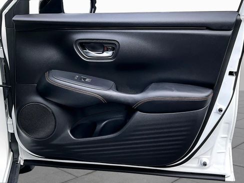 Certified 2024 Honda HR-V Sport image 22