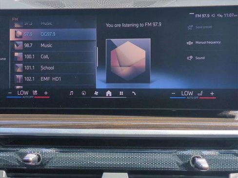 Used 2024 BMW X7 xDrive40i w/ Premium Package AWD/4WD image 18