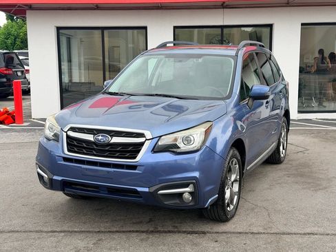 Used 2017 Subaru Forester 2.5i Touring AWD/4WD image 10