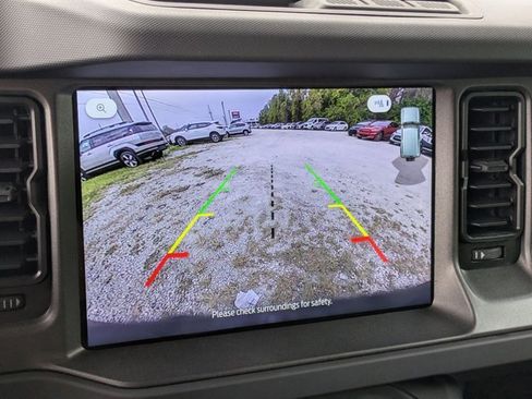 Used 2025 Ford Bronco Big Bend image 10