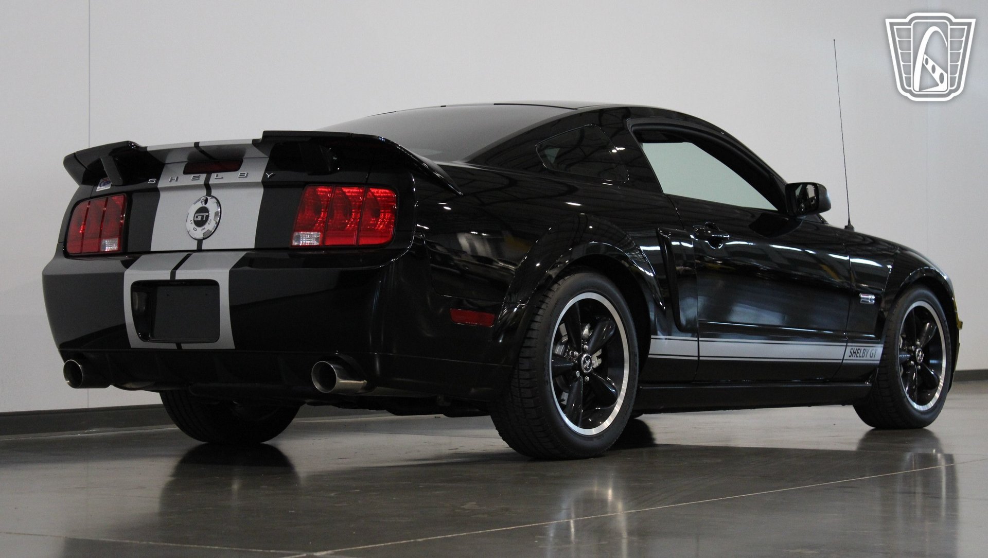 Used 2007 Ford Mustang GT RWD image 34