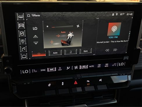 Used 2024 GMC Hummer EV 3X w/ LPO, Cargo Utility Package image 26