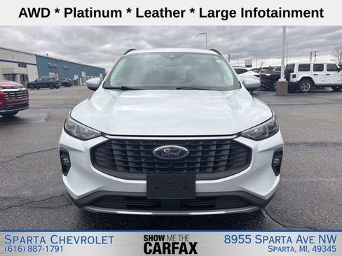 Used 2025 Ford Escape Platinum AWD/4WD image 8