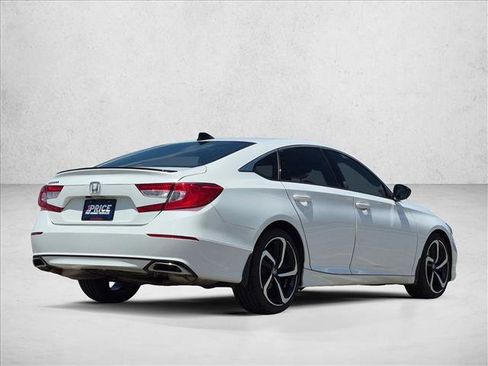 Used 2022 Honda Accord Sport image 5