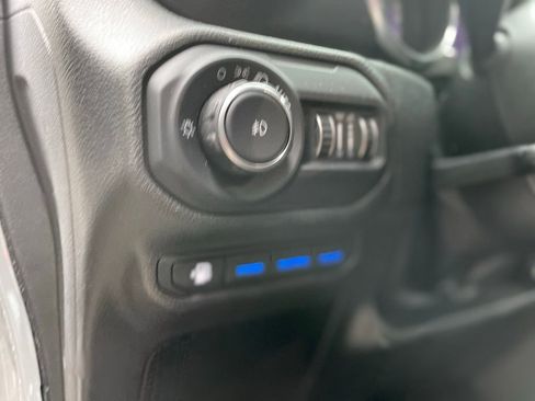 Used 2022 Jeep Wrangler Unlimited Rubicon 4xe w/ Cold Weather Group image 9