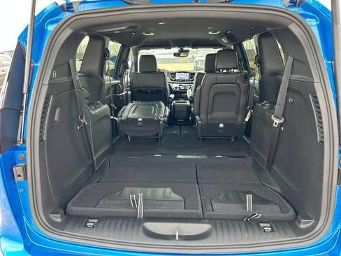 New 2026 Chrysler Pacifica Select w/ S Appearance Package AWD/4WD image 42