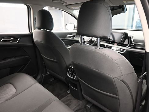 Used 2024 Kia Sportage LX image 43