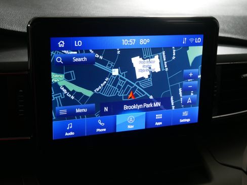 Used 2023 Ford Explorer XLT AWD/4WD image 30