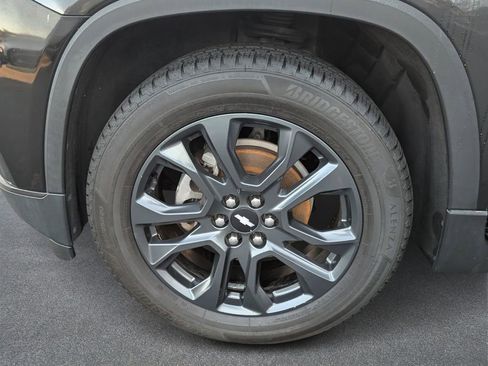Used 2018 Chevrolet Traverse RS image 9