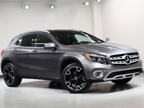 Certified 2018 Mercedes-Benz GLA 250 4MATIC image 2