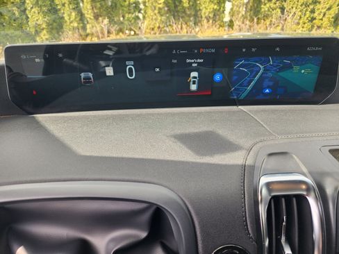 Used 2025 Ford Expedition Tremor image 29