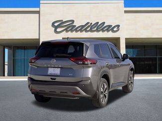 Used 2023 Nissan Rogue SV video 3