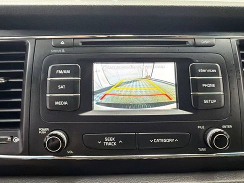 Used 2016 Kia Sedona LX w/ Option Group 020 FWD image 29