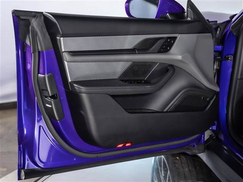New 2025 Porsche Taycan image 23