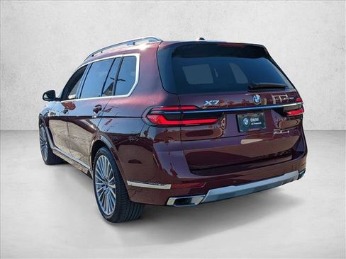 Used 2025 BMW X7 xDrive40i image 8