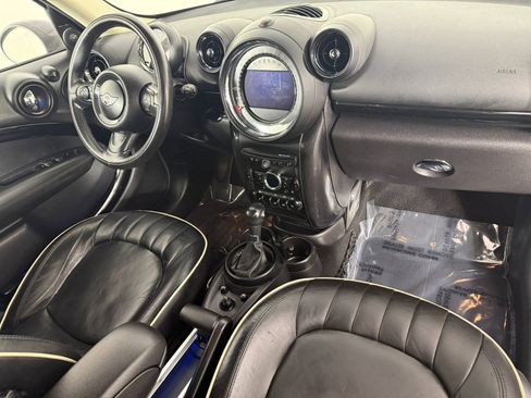Used 2016 MINI Cooper Countryman w/ Premium Package FWD image 11