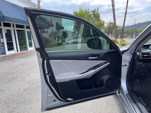 Used 2015 Lexus IS 250 AWD image 18