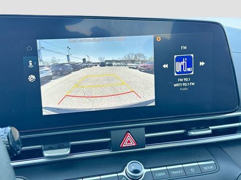 Used 2024 Hyundai Elantra SEL FWD image 14