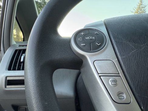 Used 2013 Toyota Prius V Two image 15