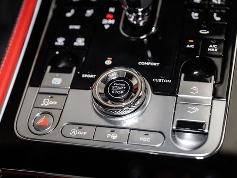 Certified 2024 Bentley Continental GT V8 AWD/4WD image 34