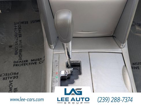 Used 2011 Toyota Camry LE image 14