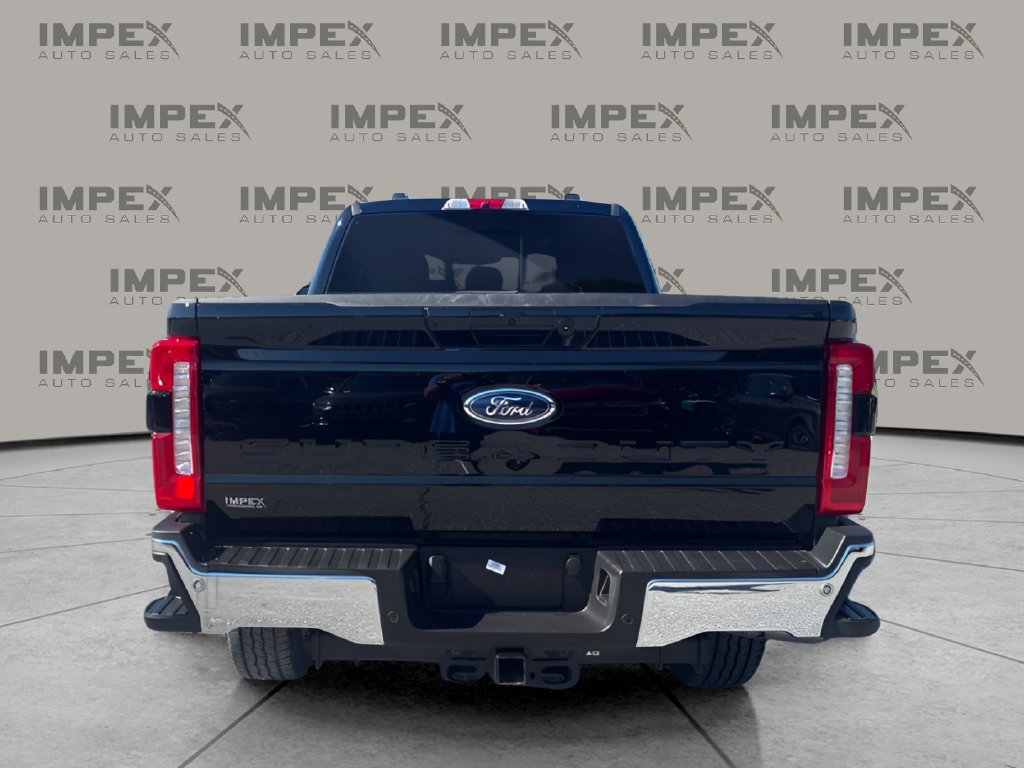 Used 2025 Ford F350 Lariat w/ Lariat Ultimate Package AWD/4WD image 4