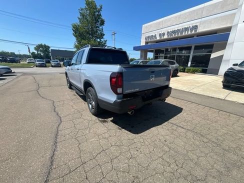 Used 2023 Honda Ridgeline RTL-E image 10