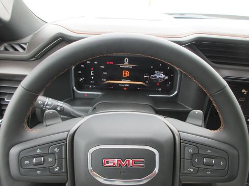 New 2026 GMC Sierra 1500 AT4 w/ AT4 Premium Package AWD/4WD image 21