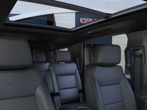 New 2026 GMC Yukon Denali w/ Advanced Technology Package AWD/4WD image 24