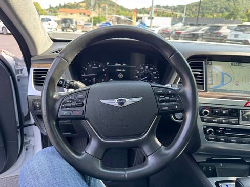 Used 2019 Genesis G80 5.0 Ultimate image 8