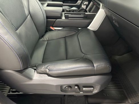 Used 2025 Toyota Tundra Platinum AWD/4WD image 64