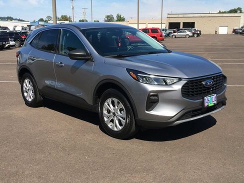 Used 2024 Ford Escape Active AWD/4WD image 9
