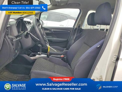Used 2017 Honda Fit LX image 9