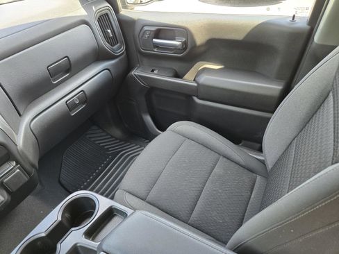 Used 2022 Chevrolet Silverado 1500 Custom w/ LPO, Dark Essentials Package AWD/4WD image 19