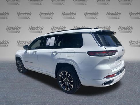 Used 2023 Jeep Grand Cherokee L Overland RWD image 7