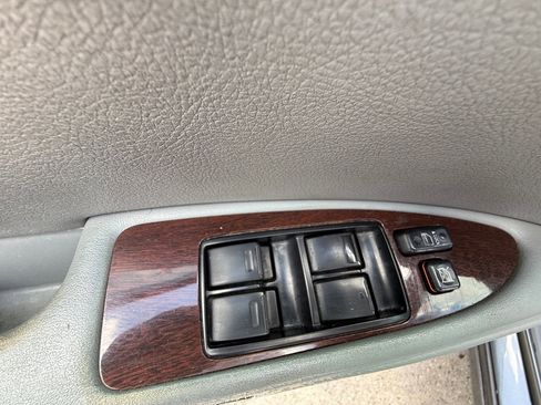 Used 2009 Toyota Avalon XLS FWD image 20