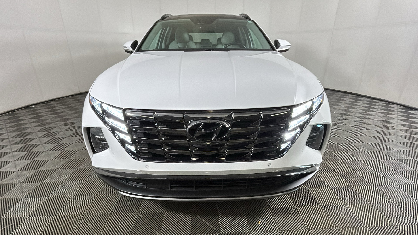 Used 2023 Hyundai Tucson Limited FWD image 9