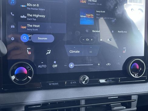 New 2026 Subaru Solterra Premium AWD/4WD image 18