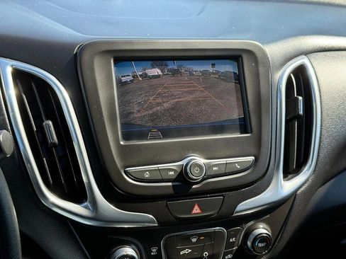 Used 2020 Chevrolet Equinox LT FWD image 23